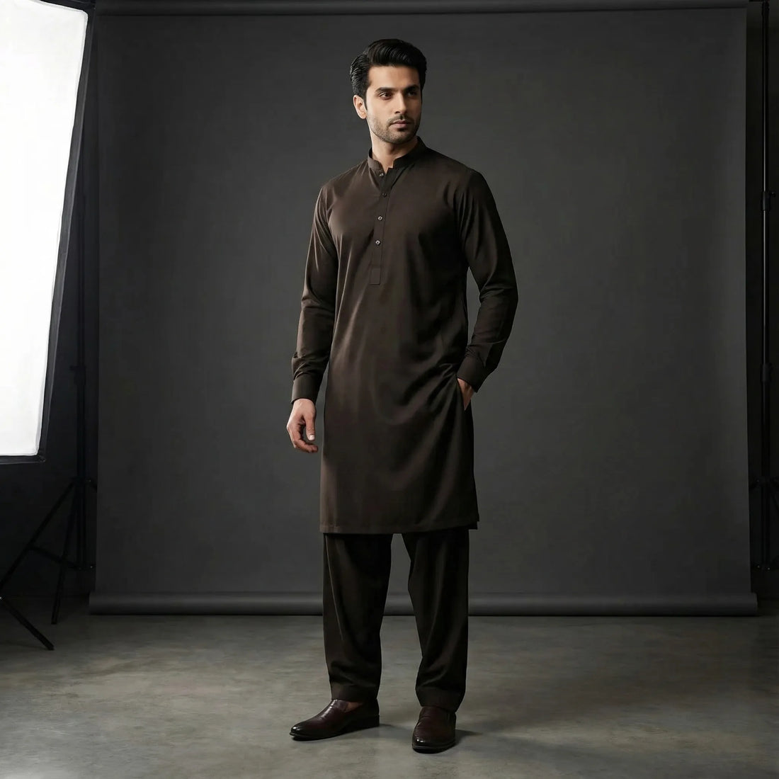 Berlin Luxury Boski – Wash & Wear | Coal Umber